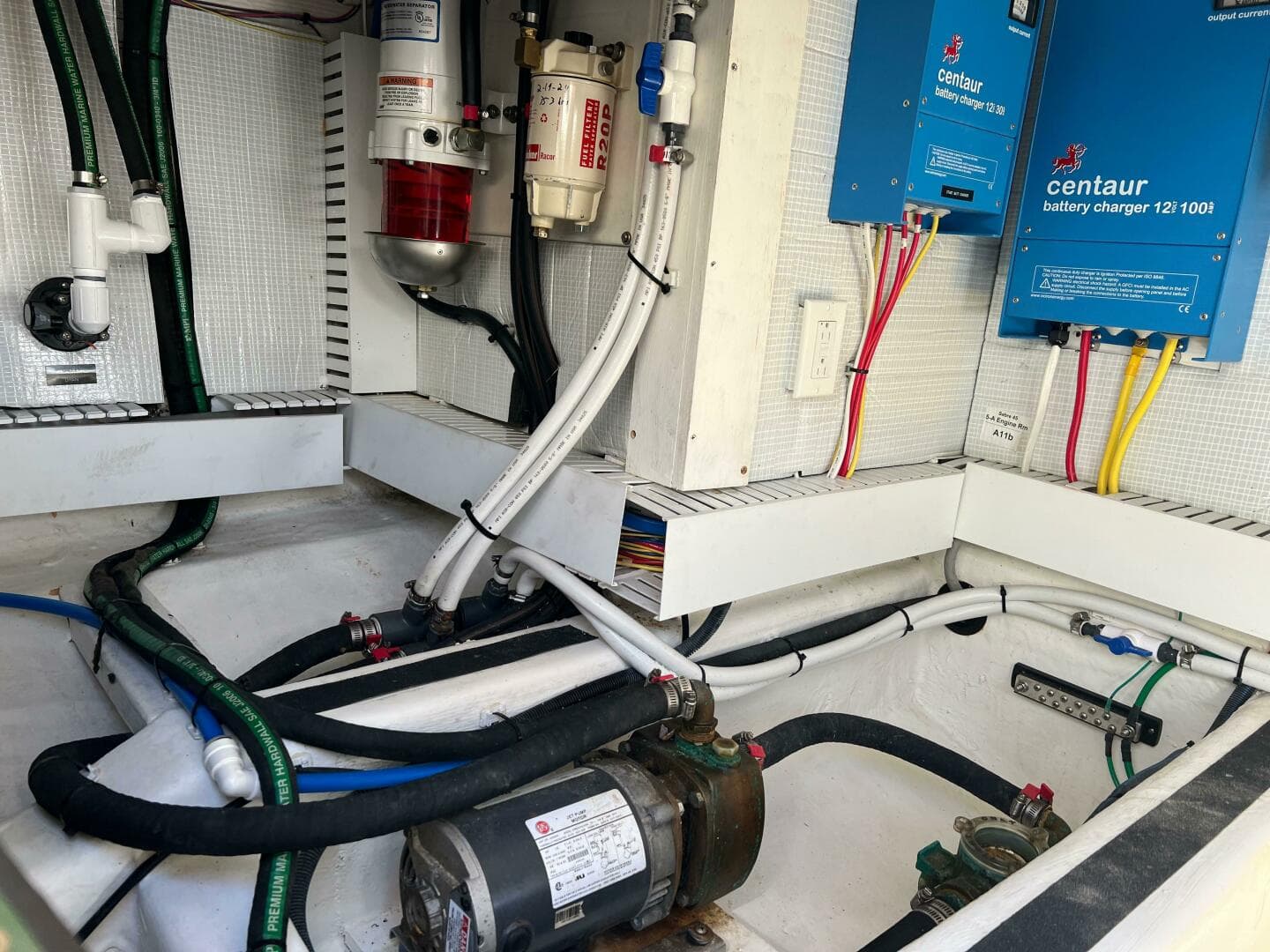 2018 Sabre 45 Salon Express — photo 30