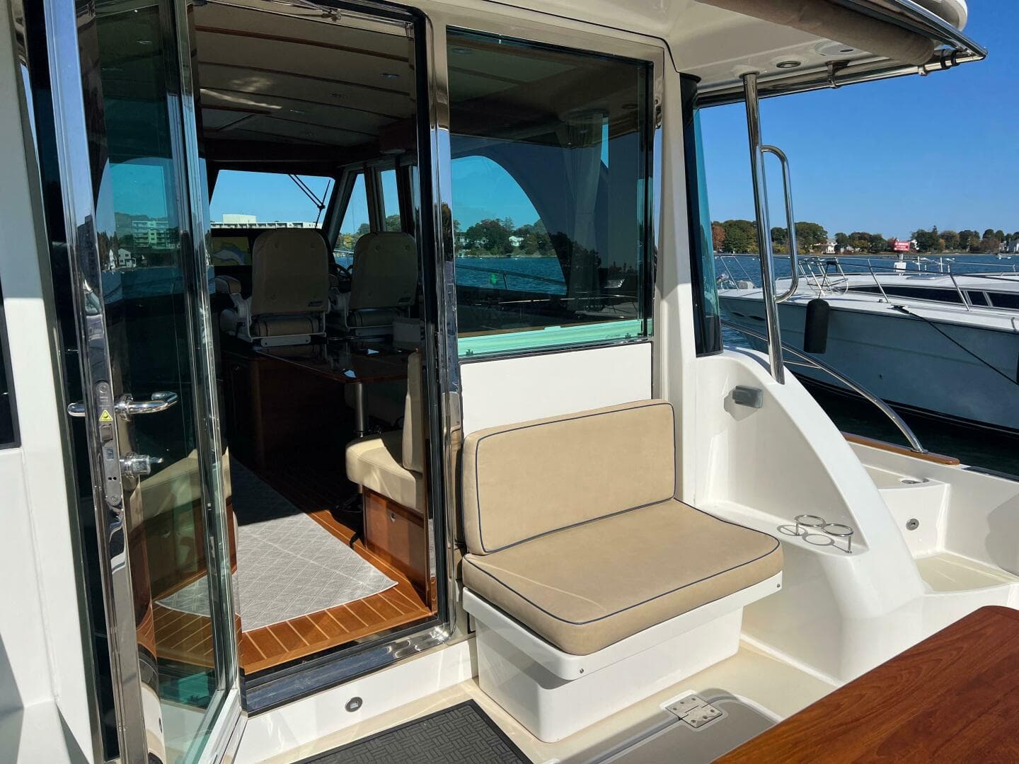 2018 Sabre 45 Salon Express — photo 23