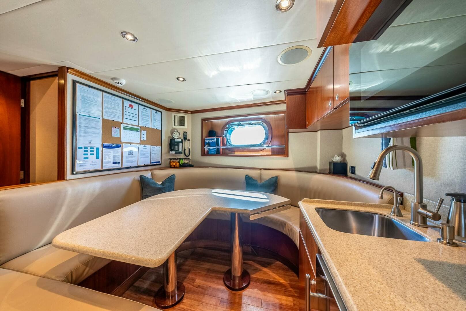 2007 Richmond Yachts Richmond 142 — photo 41