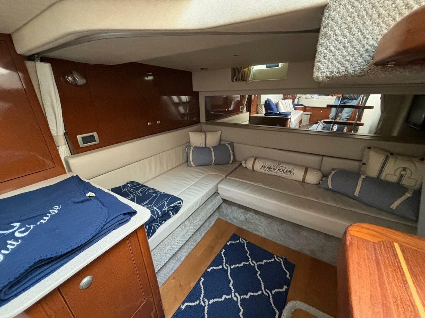 2009 Sea Ray 350 Sundancer — photo 36