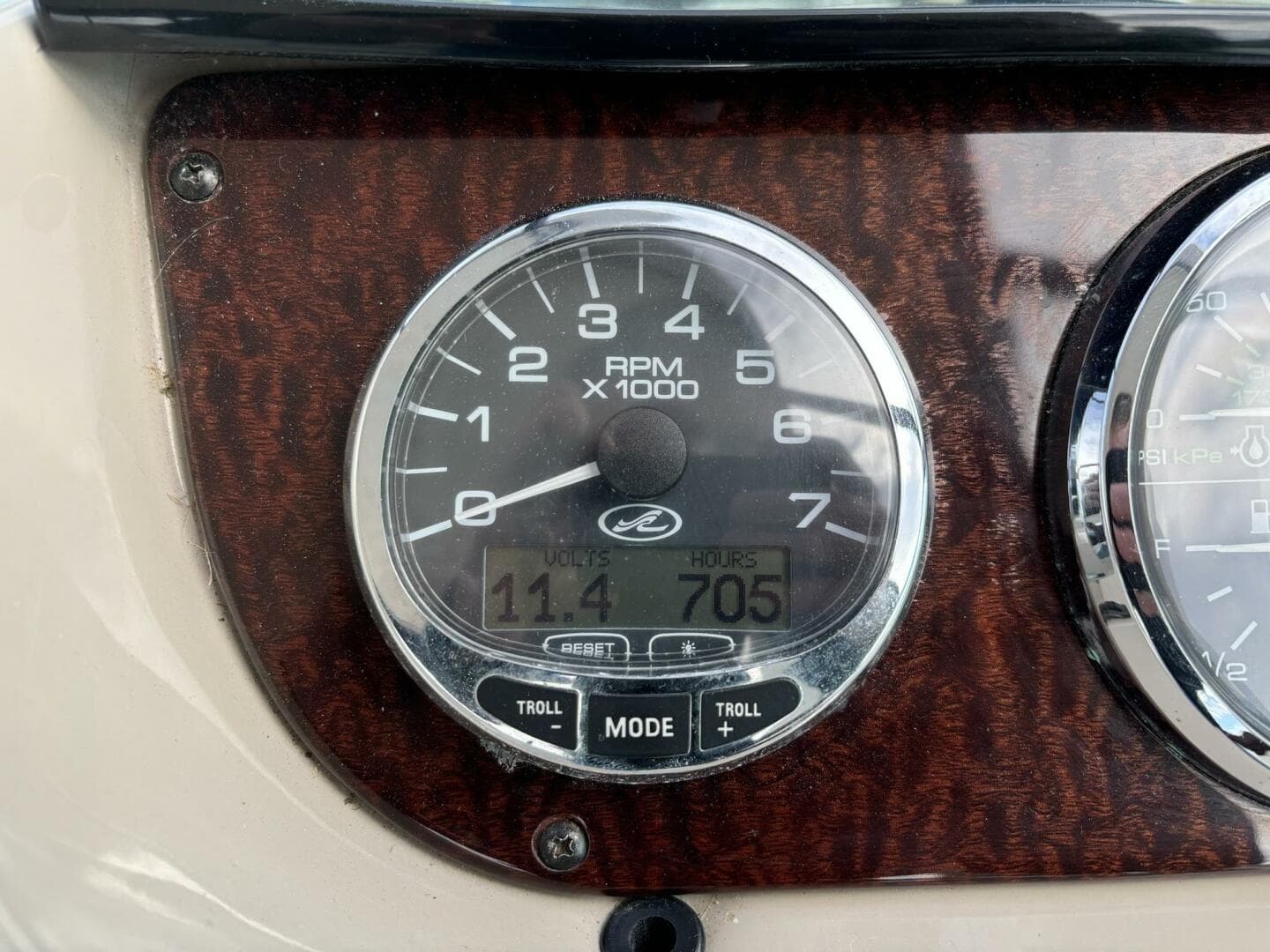 2009 Sea Ray 350 Sundancer — photo 15