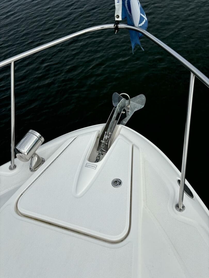 2009 Sea Ray 350 Sundancer — photo 17