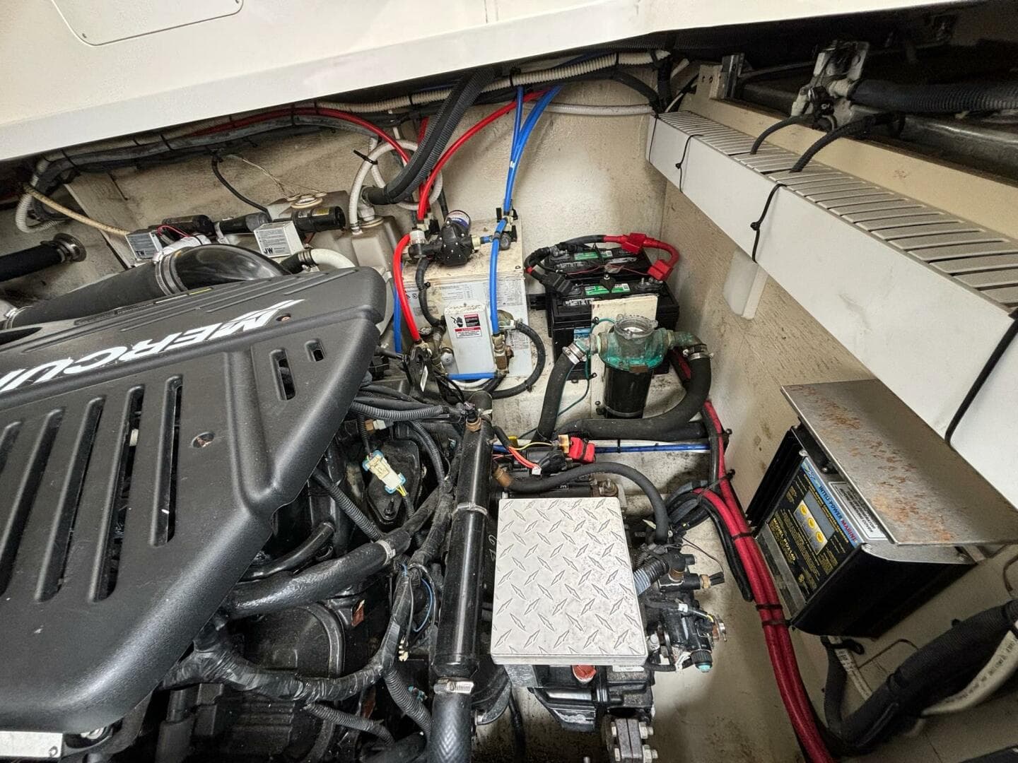 2009 Sea Ray 350 Sundancer — photo 49