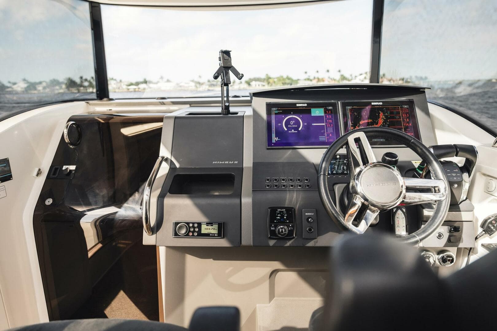 2021 Nimbus C-11 — photo 23