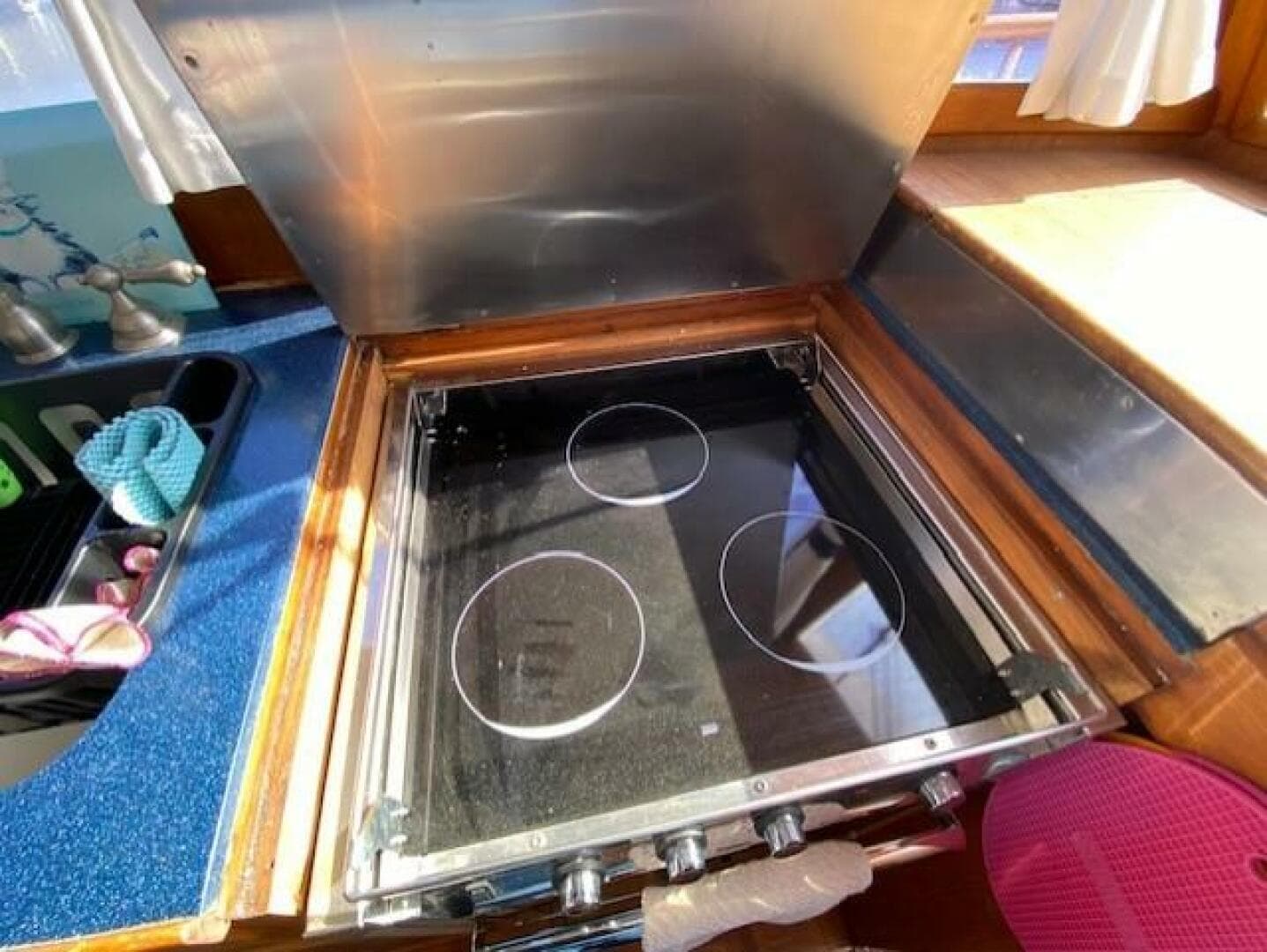 1984 Grand Banks Heritage 42 Cl — photo 39