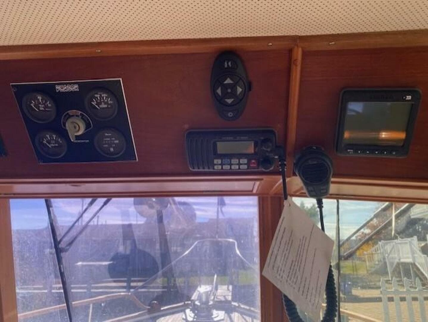 1984 Grand Banks Heritage 42 Cl — photo 33