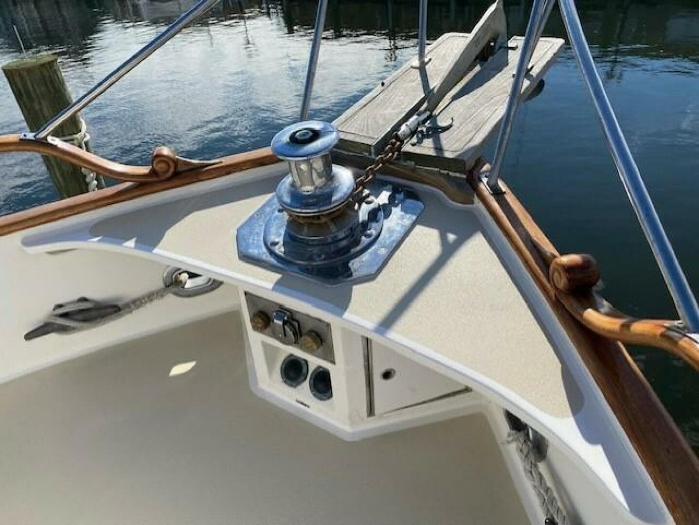 1984 Grand Banks Heritage 42 Cl — photo 13