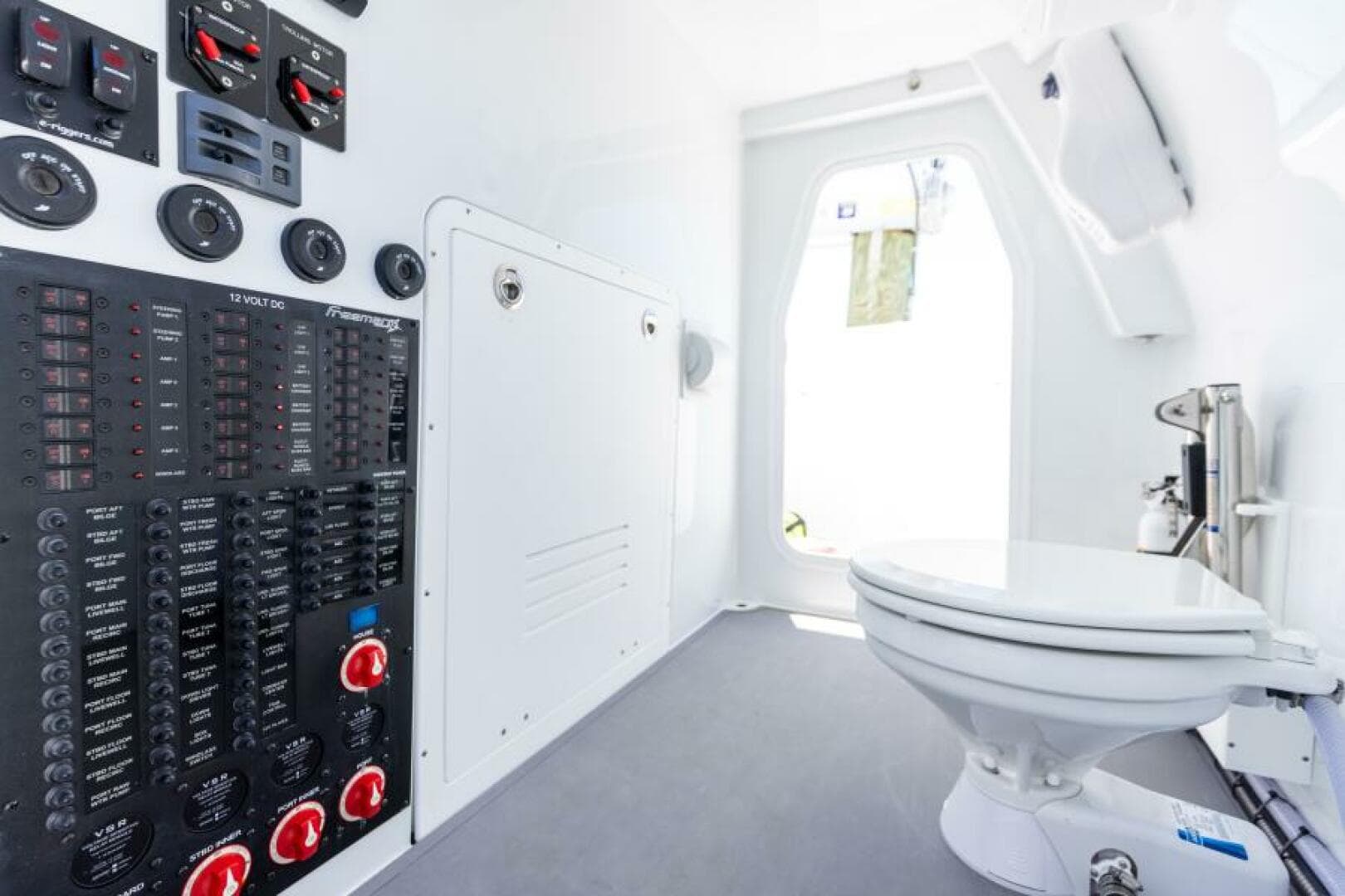 2026 Freeman 43 — photo 55