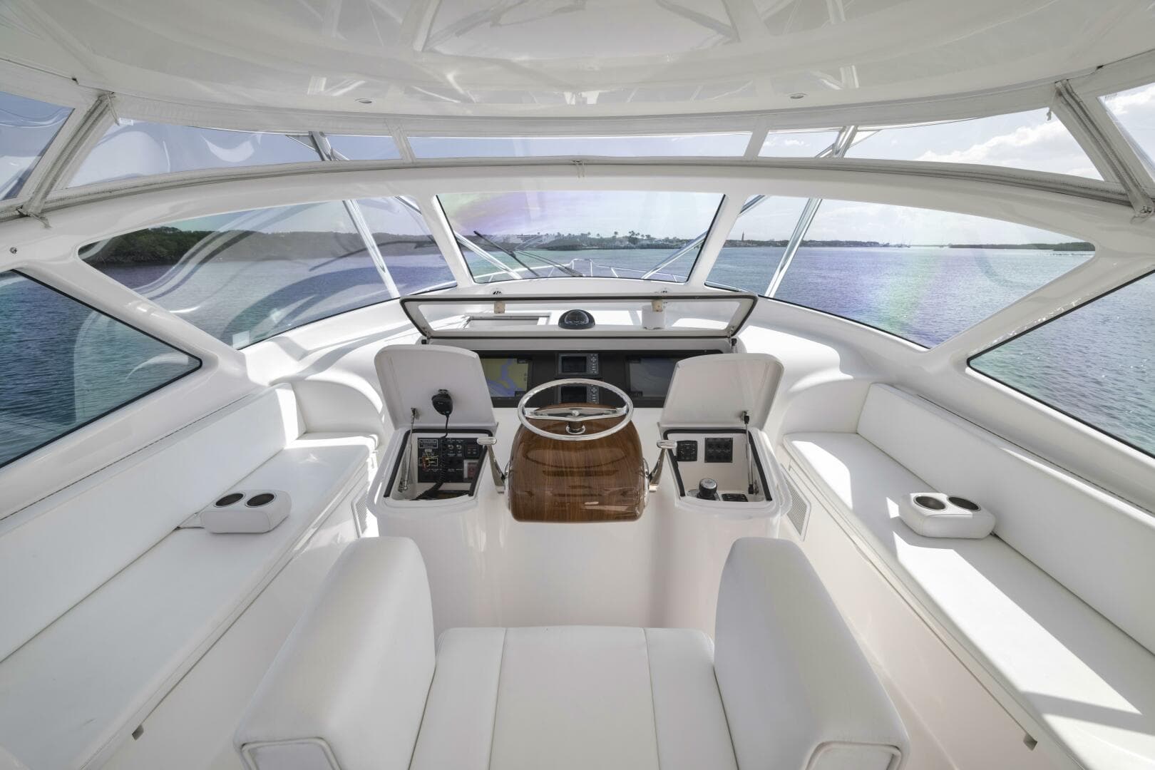 2012 Viking 42 Open — photo 36