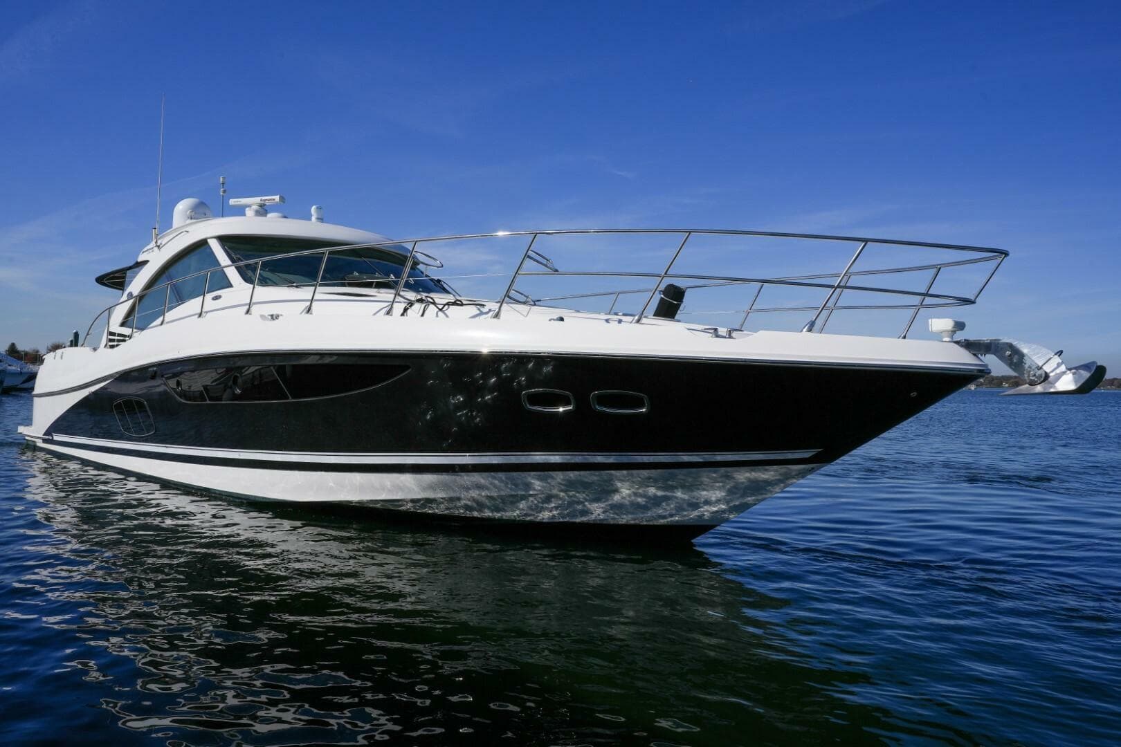 2013 Sea Ray 610 Sundancer — photo 8