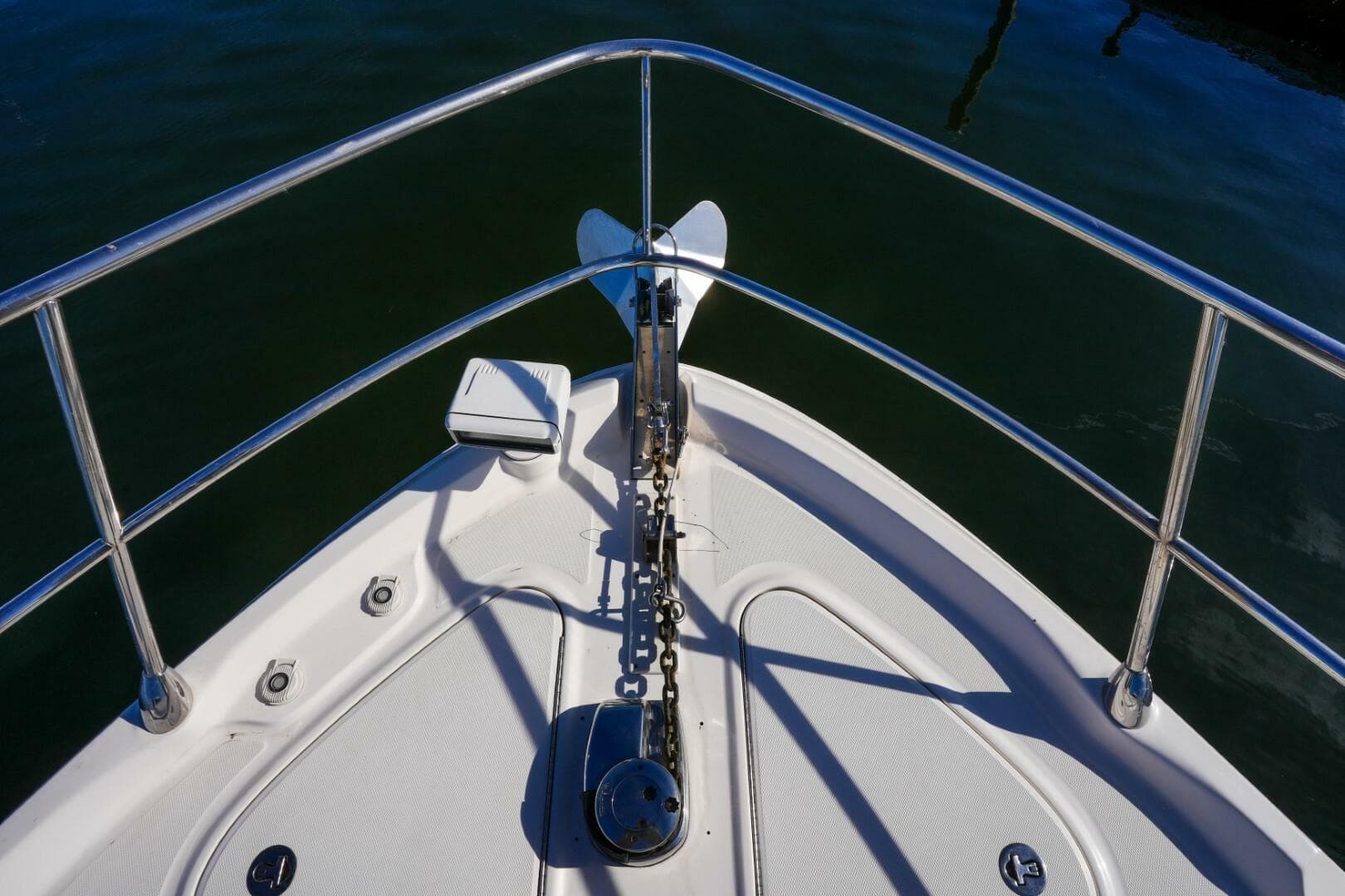 2013 Sea Ray 610 Sundancer — photo 45