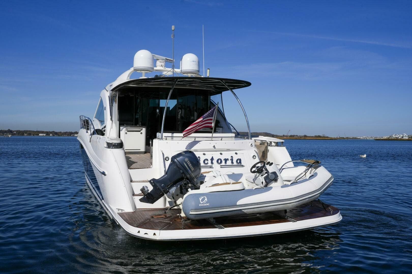 2013 Sea Ray 610 Sundancer — photo 11