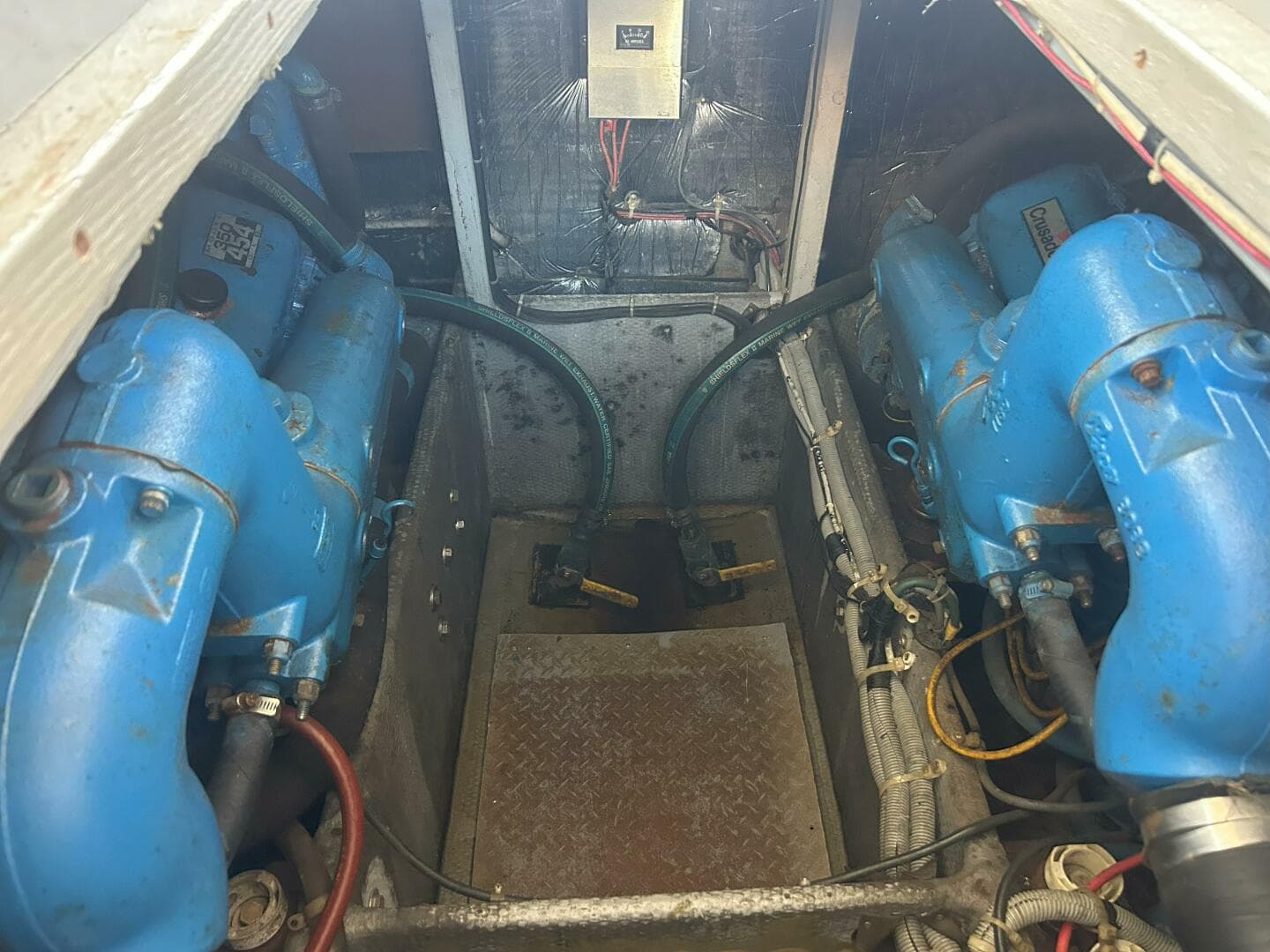 1988 Silverton 40 Convertible — photo 29