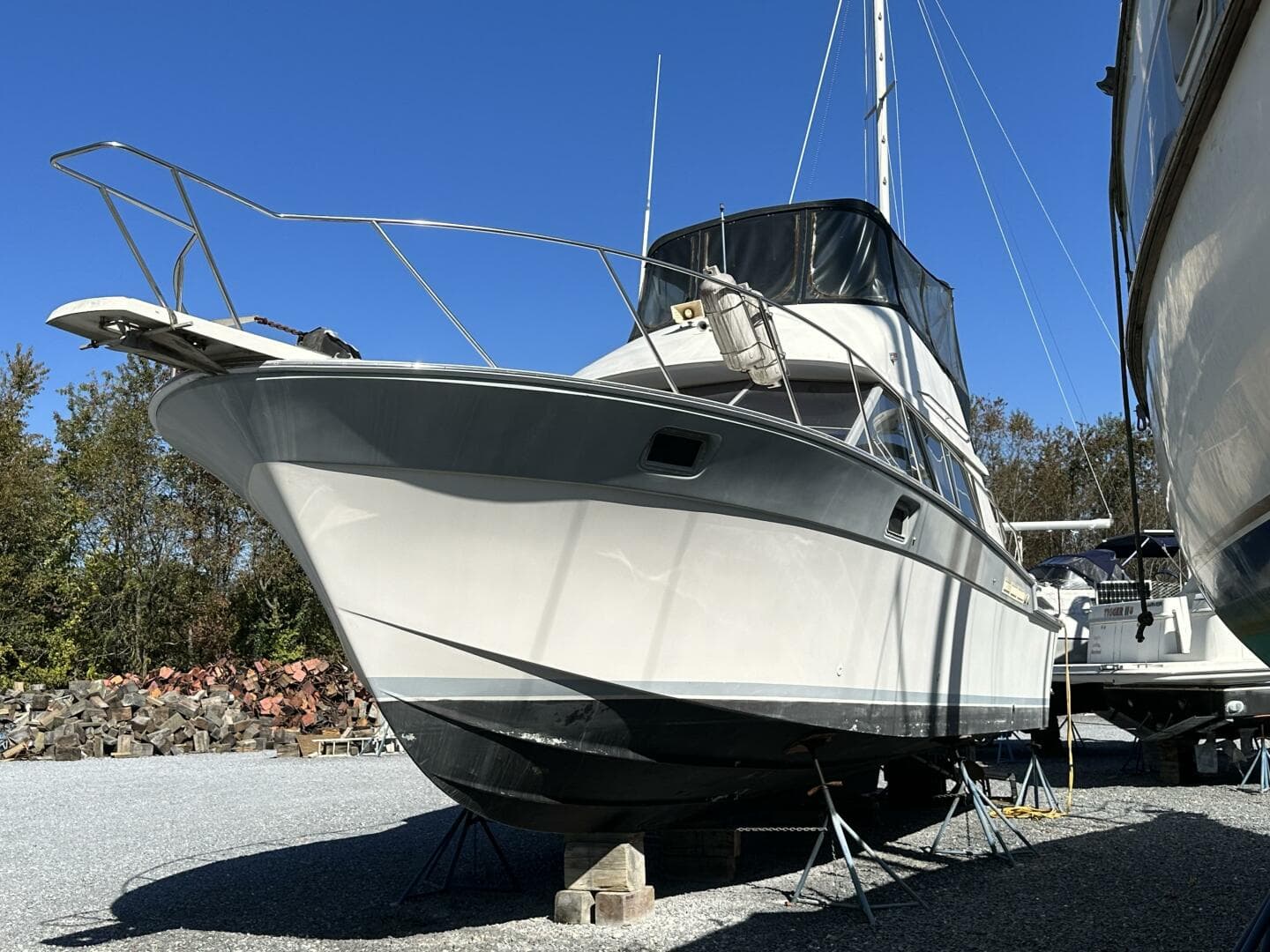 1988 Silverton 40 Convertible — photo 11