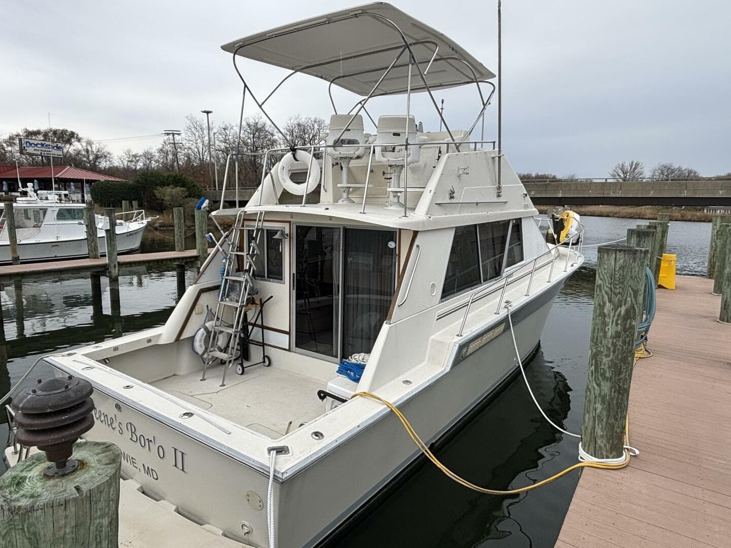 1988 Silverton 40 Convertible — photo 1