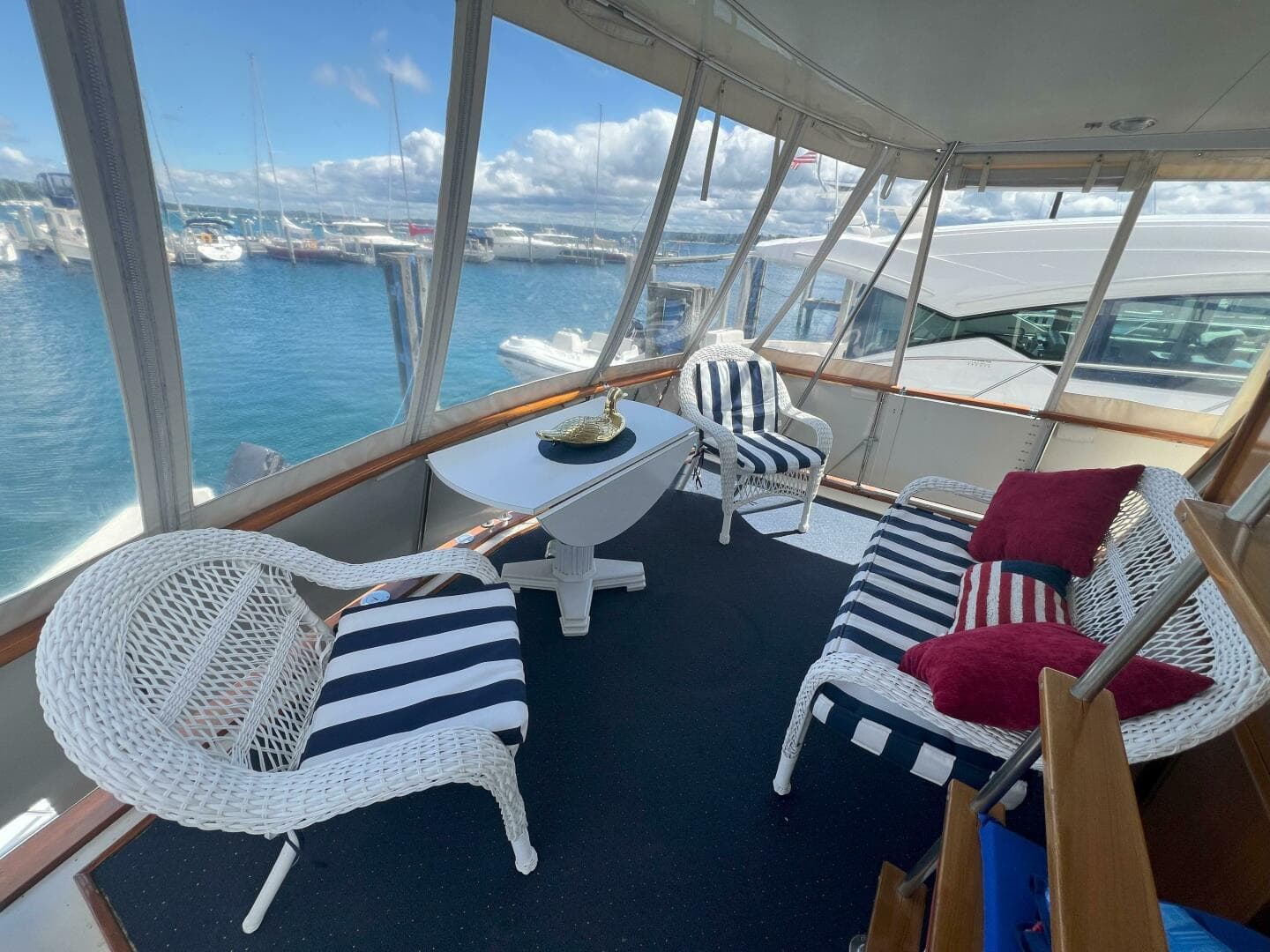 1978 Chris-Craft 410 — photo 3