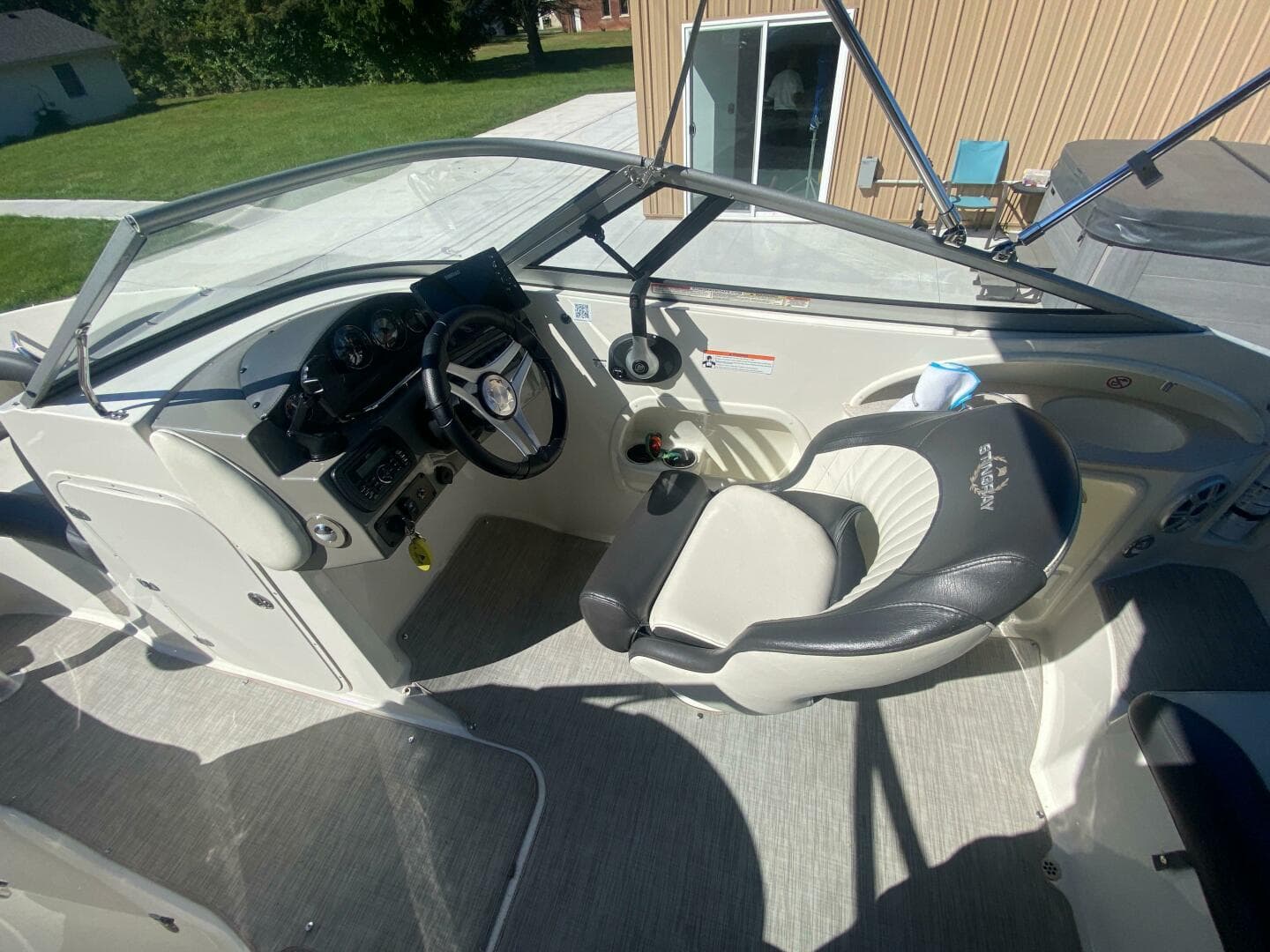 2017 Stingray 21 Stingray — photo 12