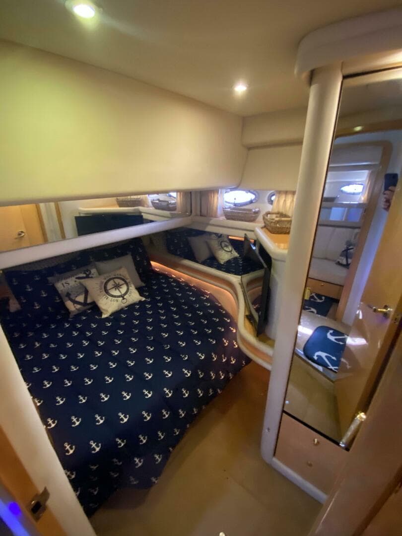 1998 Sea Ray 480 Sedan Bridge — photo 33