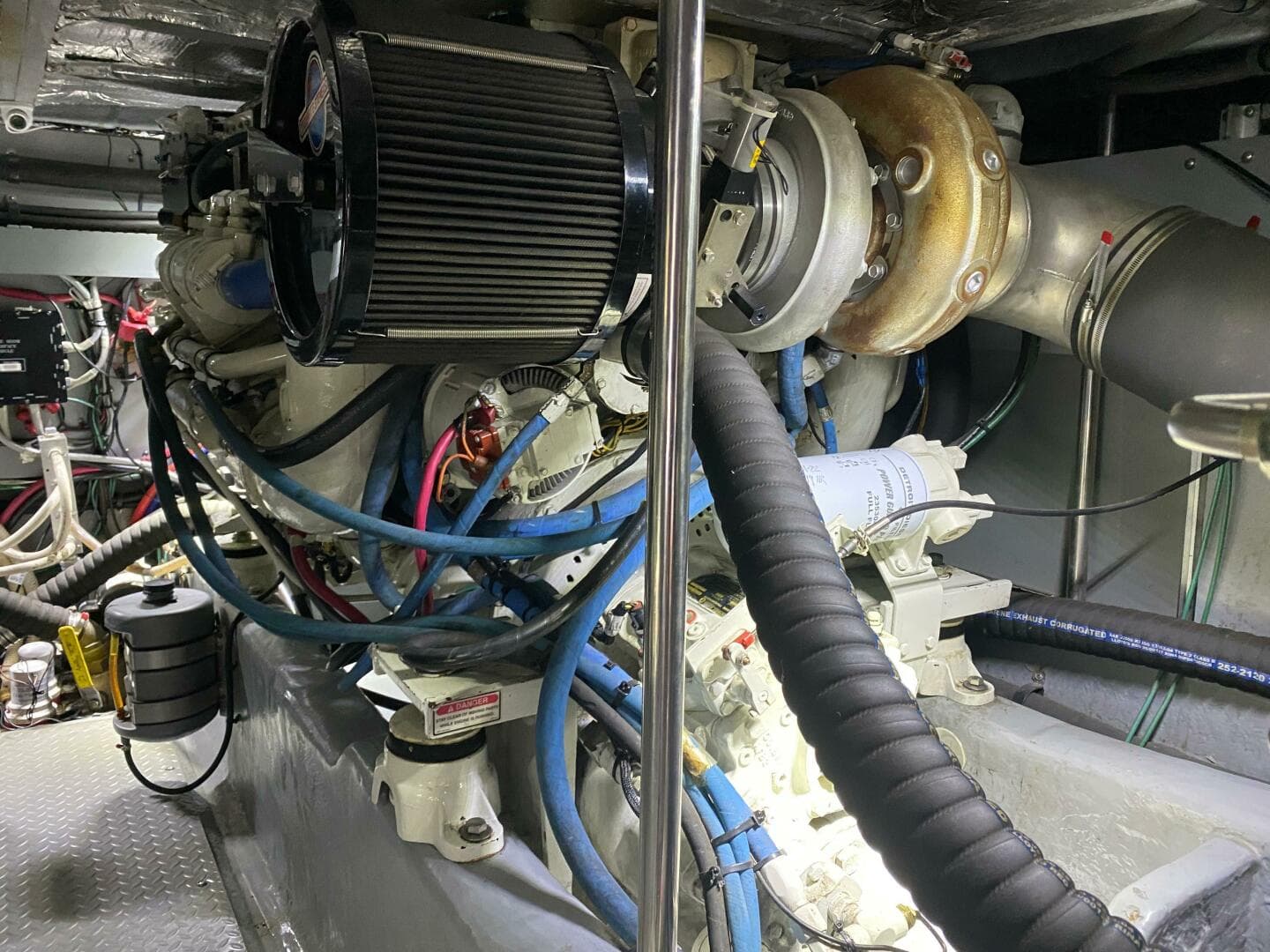 1998 Sea Ray 480 Sedan Bridge — photo 46