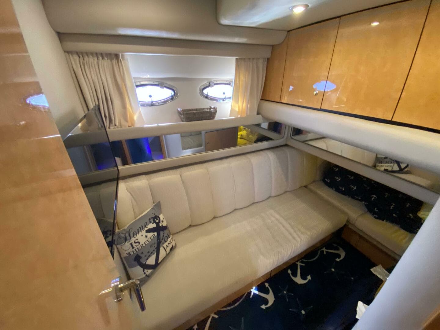 1998 Sea Ray 480 Sedan Bridge — photo 39