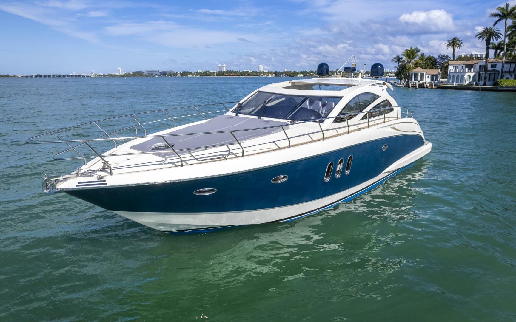 2005 Astondoa 53 Open