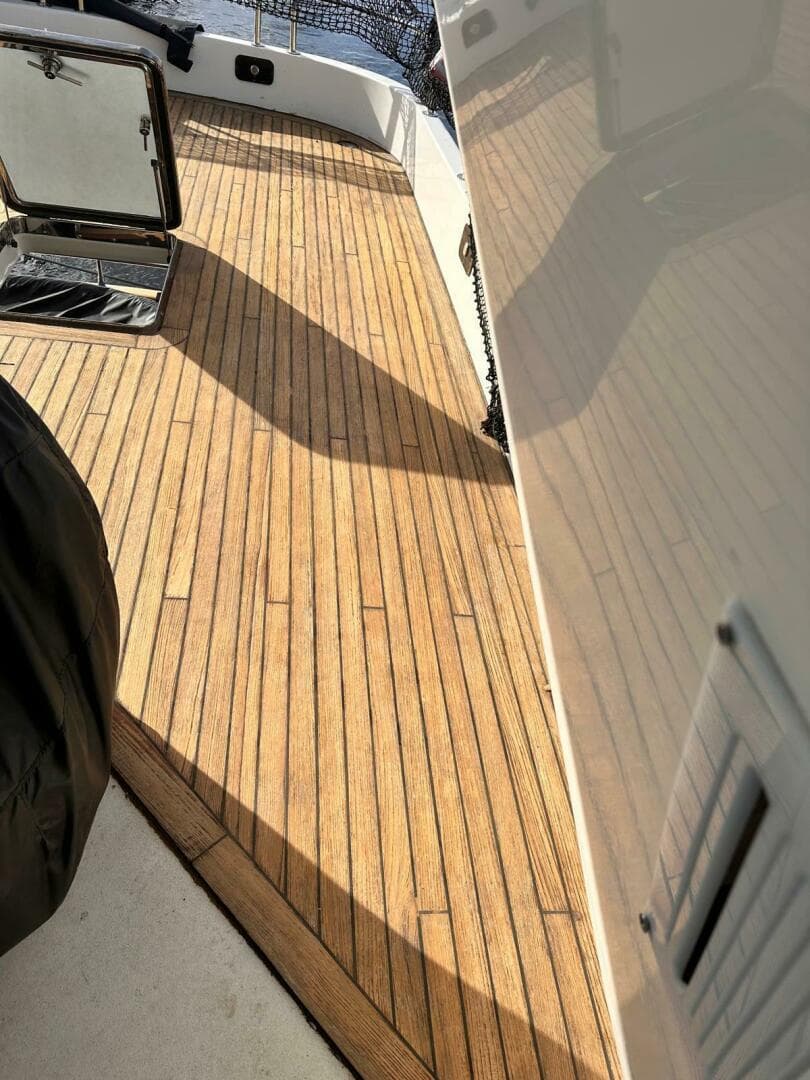 1999 Azimut — photo 18