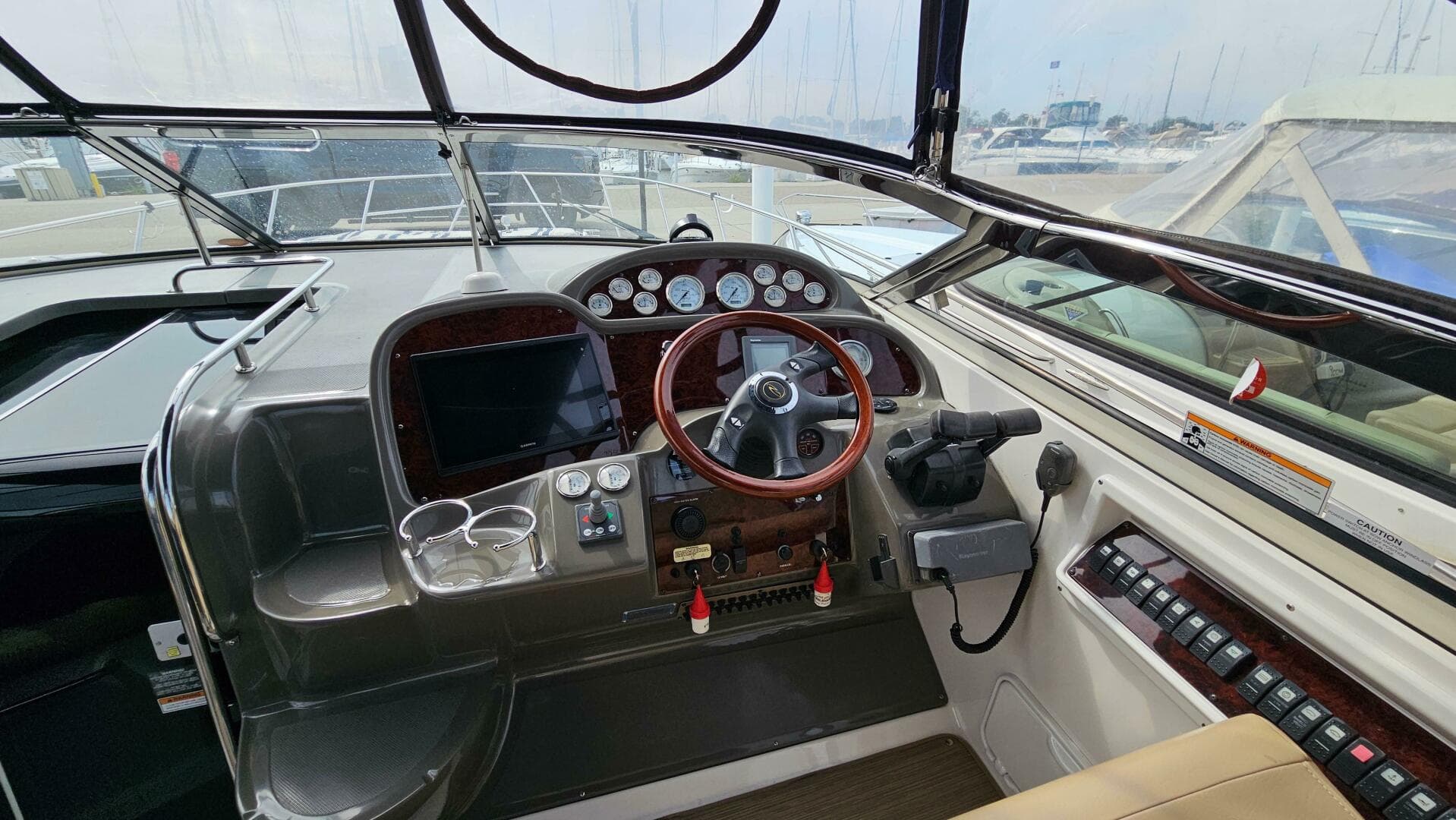 2007 Regal 3760 Commodore — photo 18