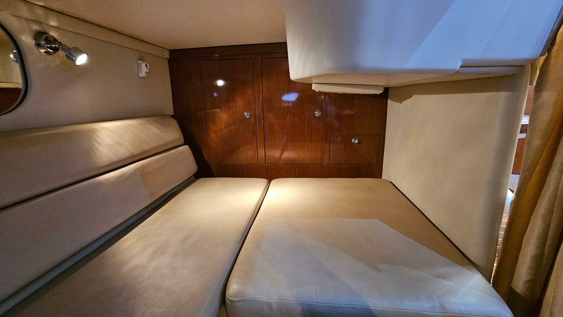 2007 Regal 3760 Commodore — photo 6