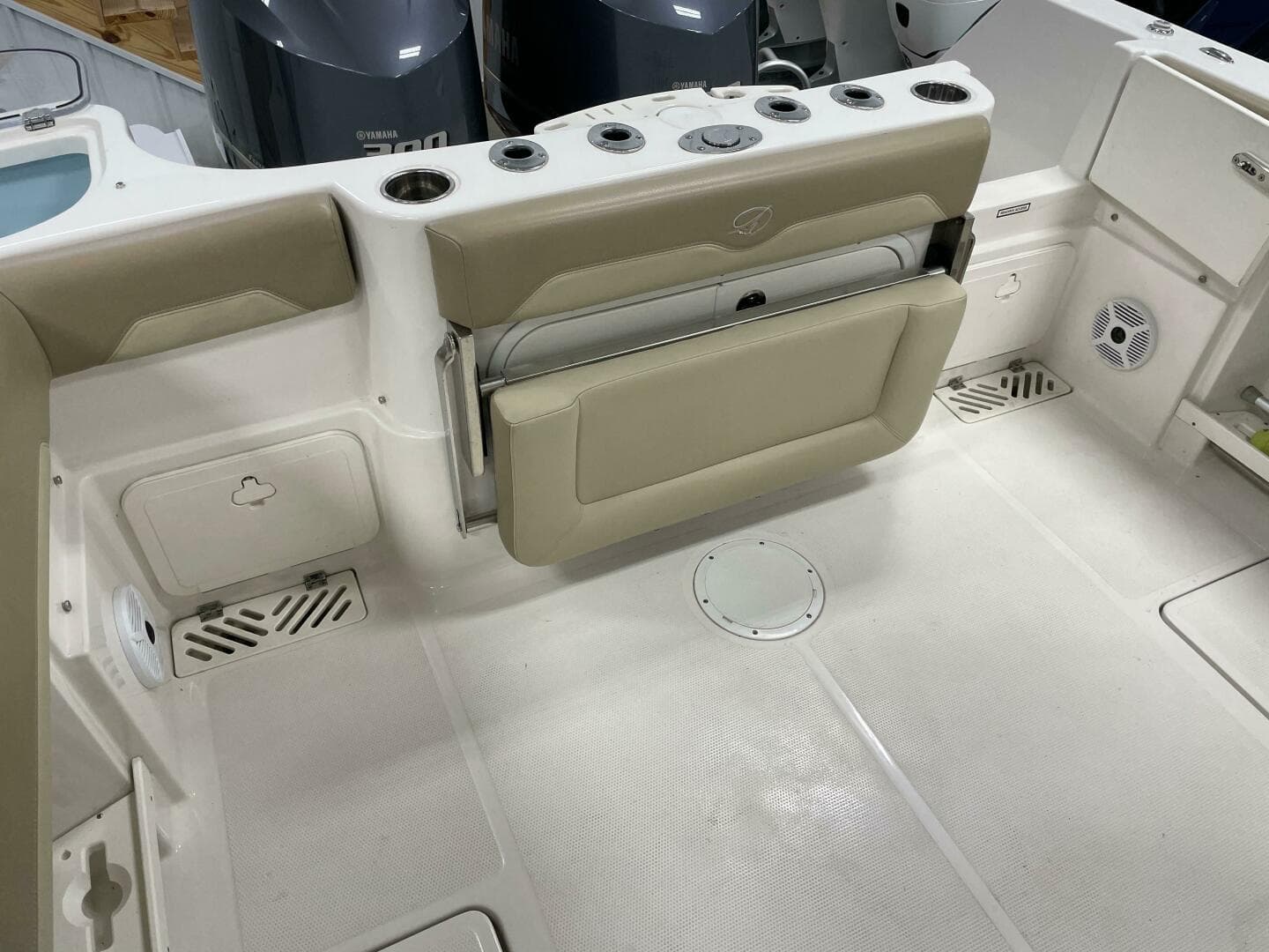 2017 Sailfish 290 Center Console — photo 4