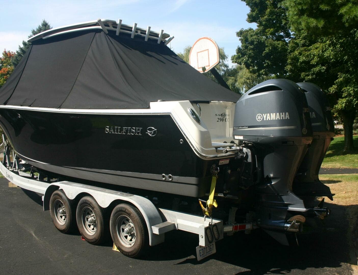 2017 Sailfish 290 Center Console — photo 34