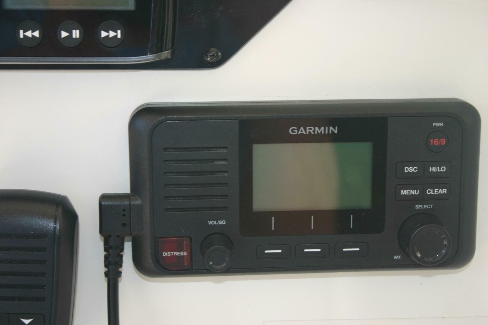 2017 Sailfish 290 Center Console — photo 11