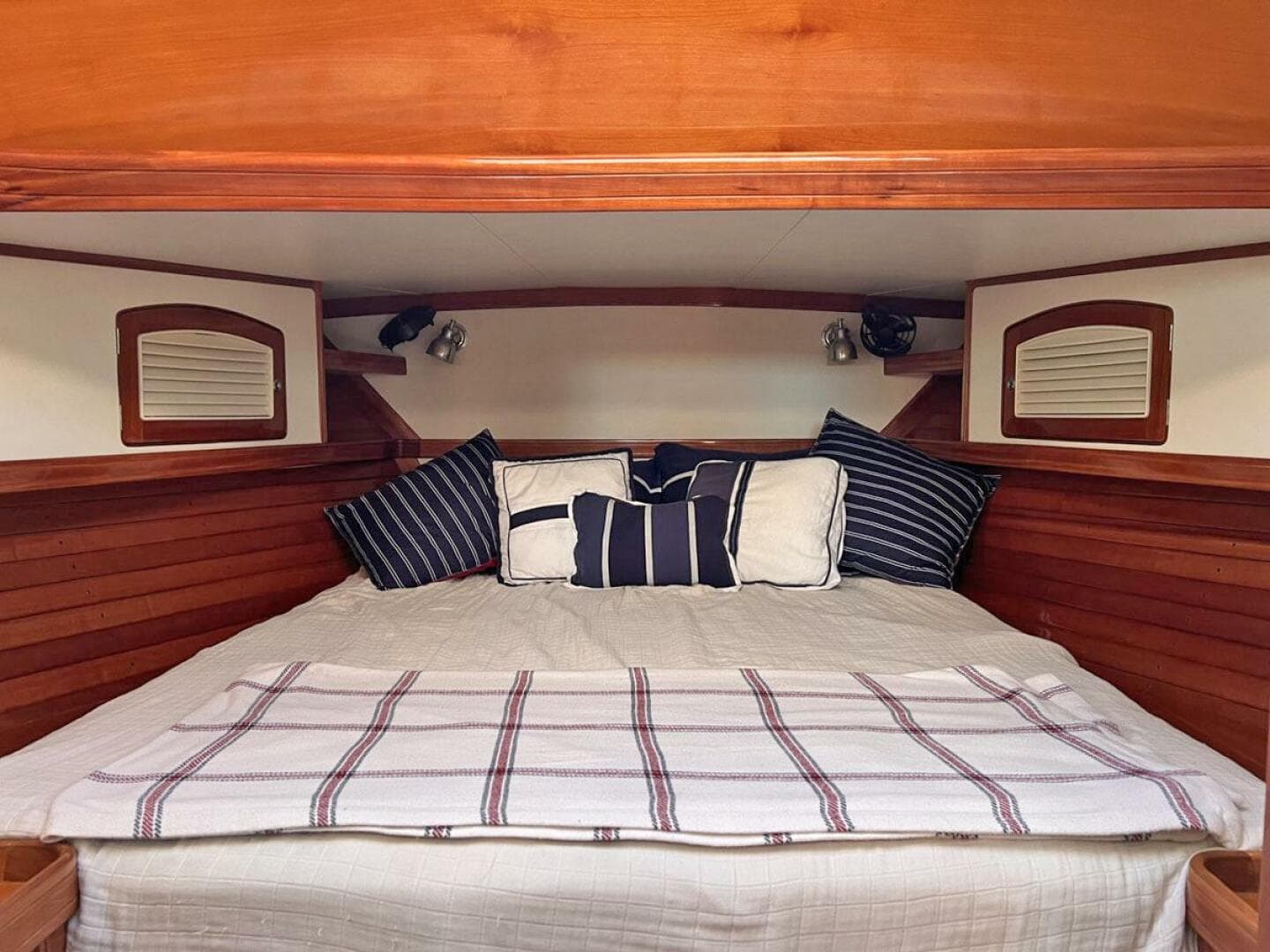 1999 Little Harbor 44 Whisperjet — photo 10