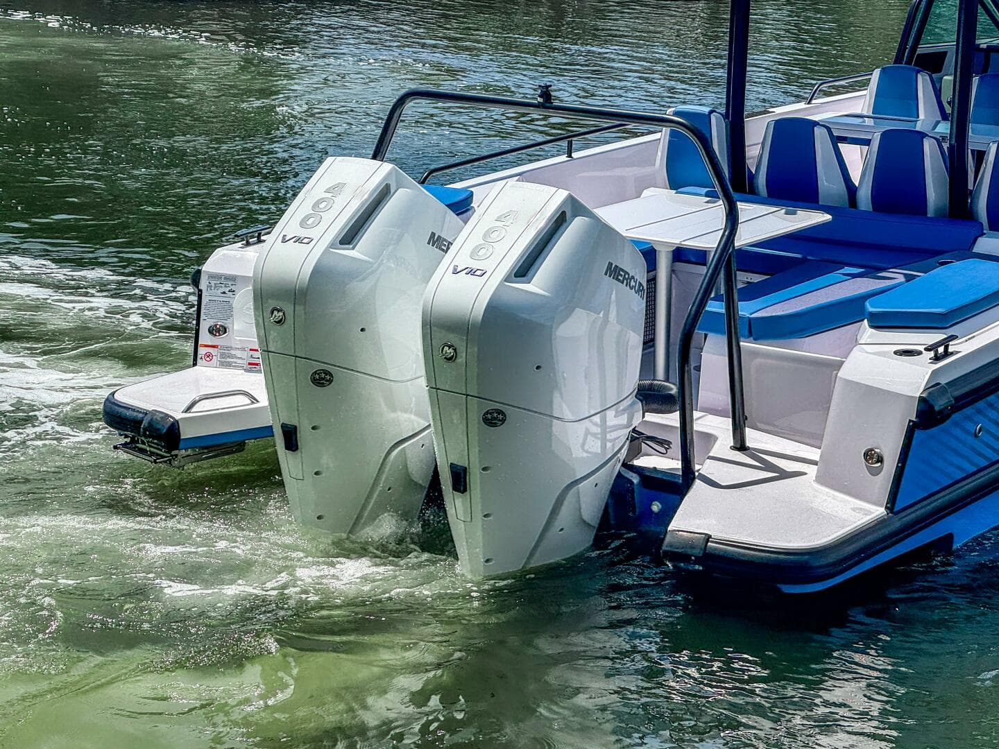 2025 Axopar 37 Sun Top Brabus Trim — photo 7