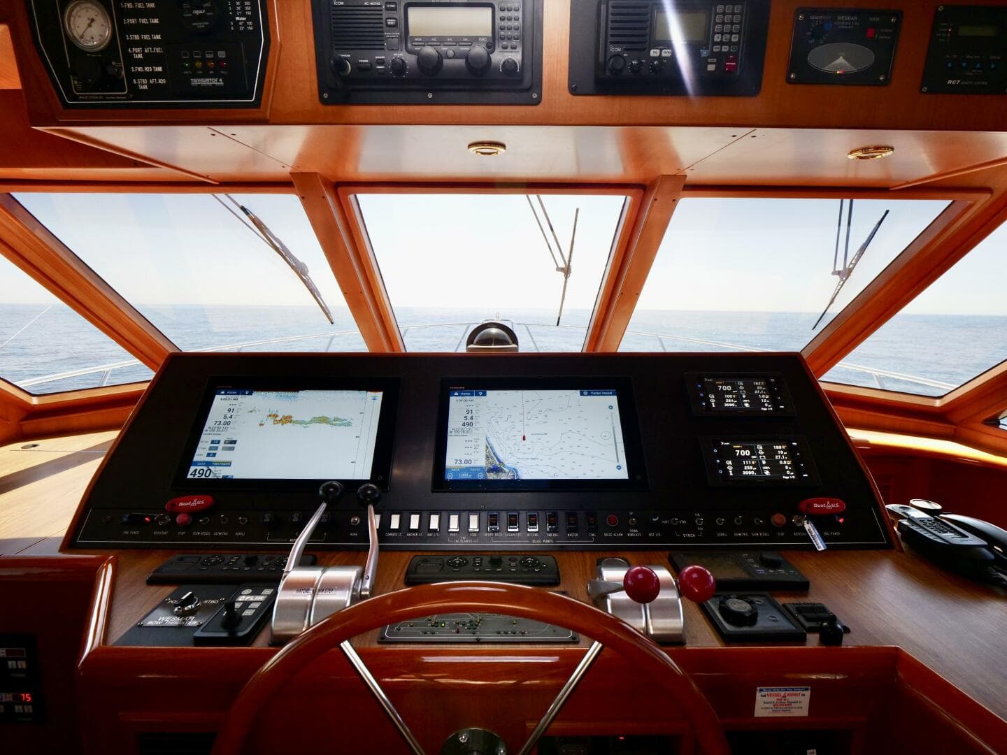 2000 Offshore Yachts 62 Pilothouse — photo 13