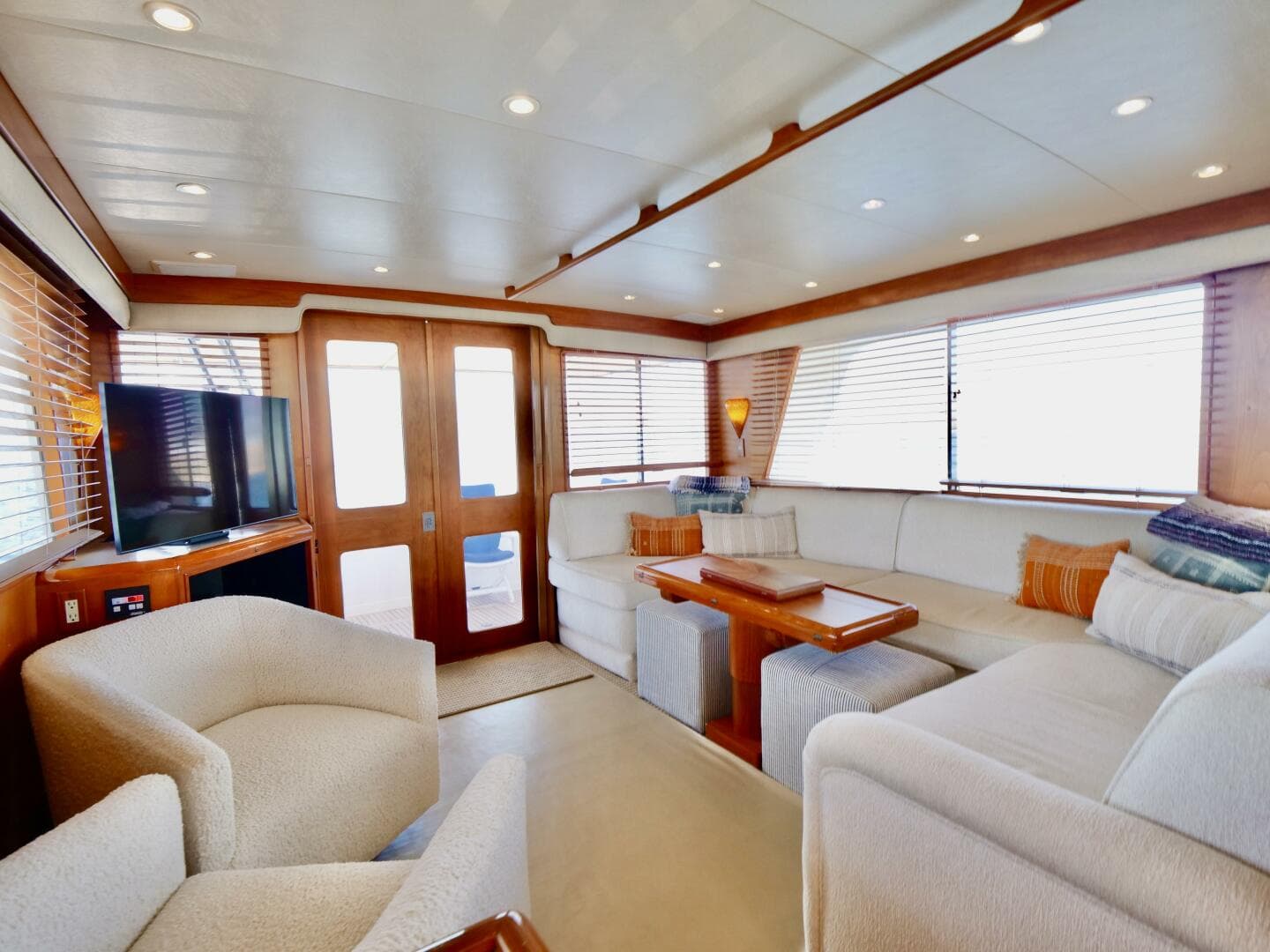 2000 Offshore Yachts 62 Pilothouse — photo 2