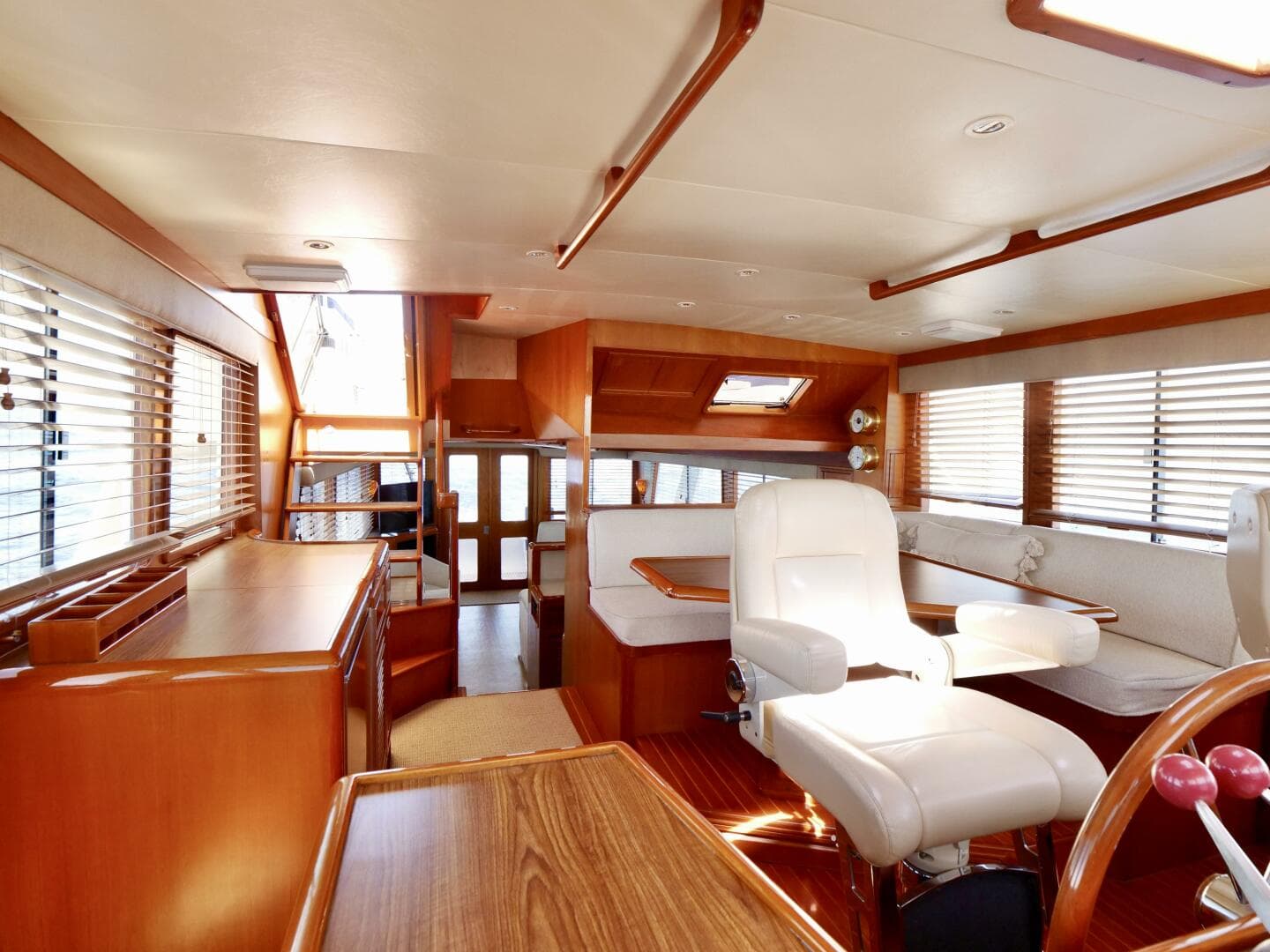 2000 Offshore Yachts 62 Pilothouse — photo 38