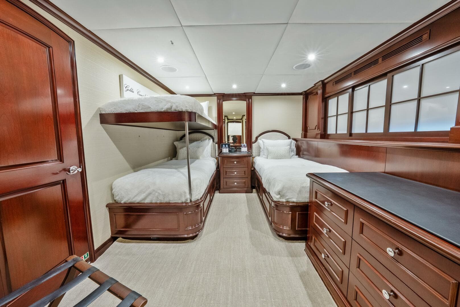 2005 Trinity Yachts Tri-Deck — photo 19