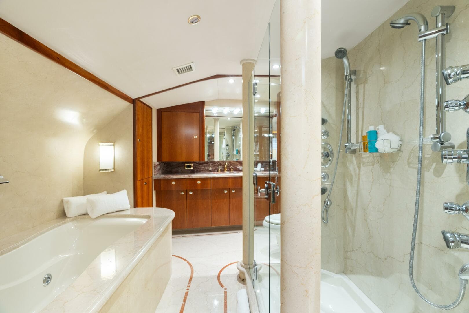 2004 Westport 130 Tri-Deck — photo 22