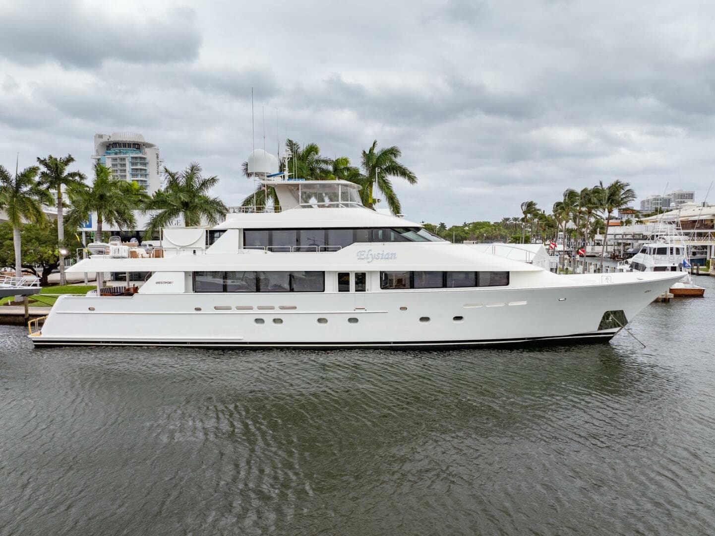 2004 Westport 130 Tri-Deck — photo 1