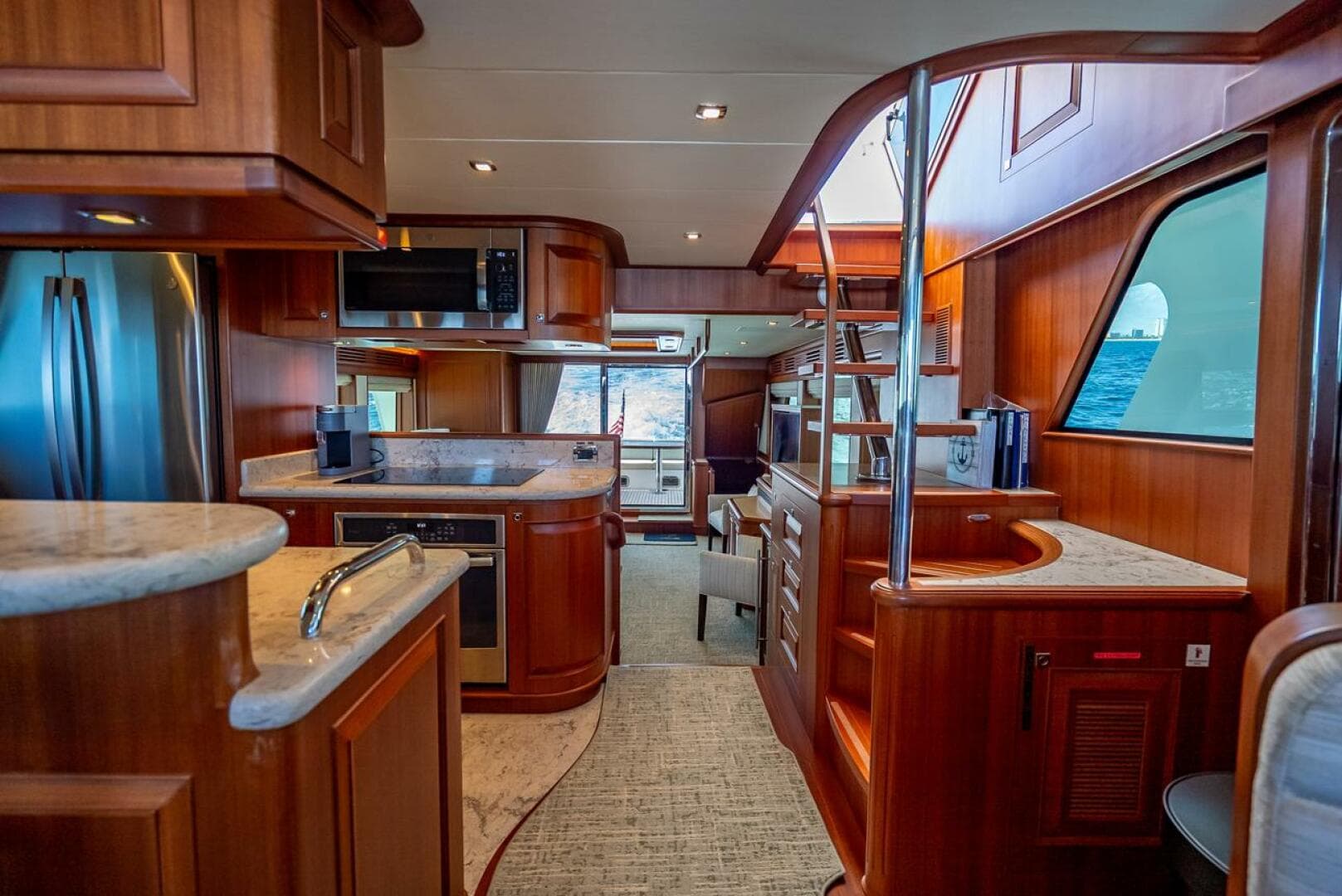 2022 Hampton 658L Endurance — photo 5