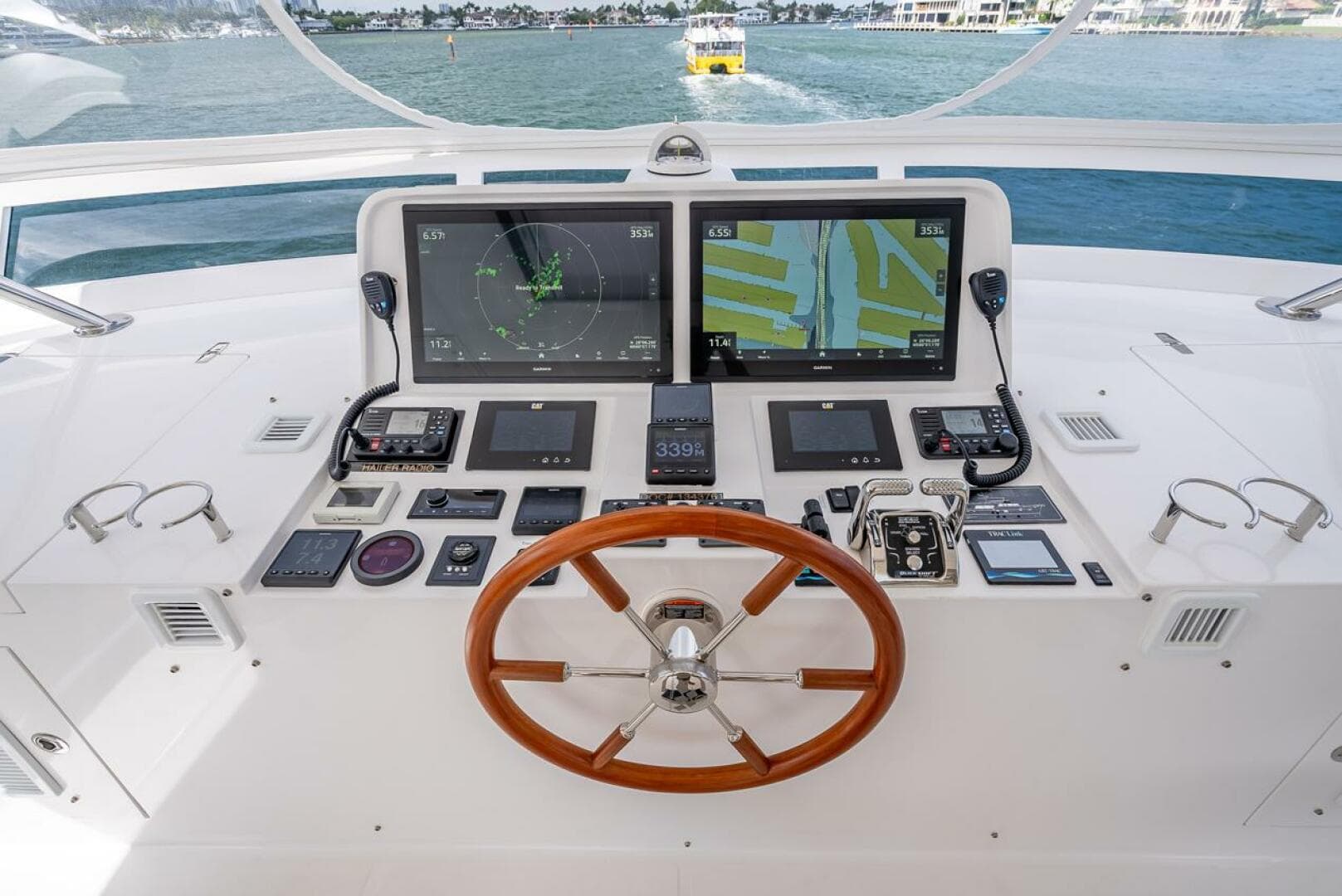 2022 Hampton 658L Endurance — photo 59