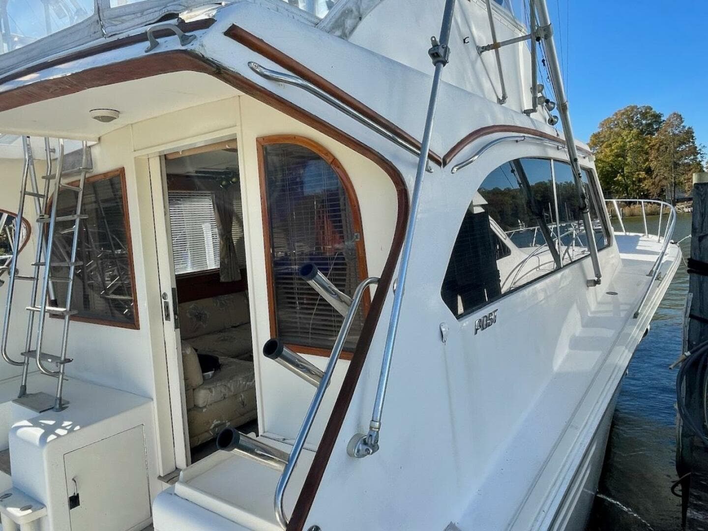 1988 Post 46 — photo 7