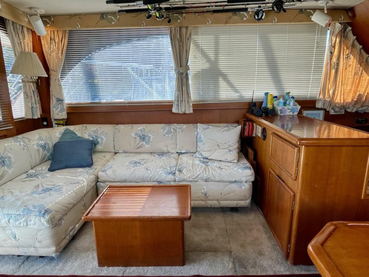 1988 Post 46 — photo 36