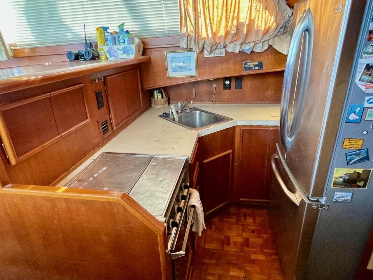 1988 Post 46 — photo 43