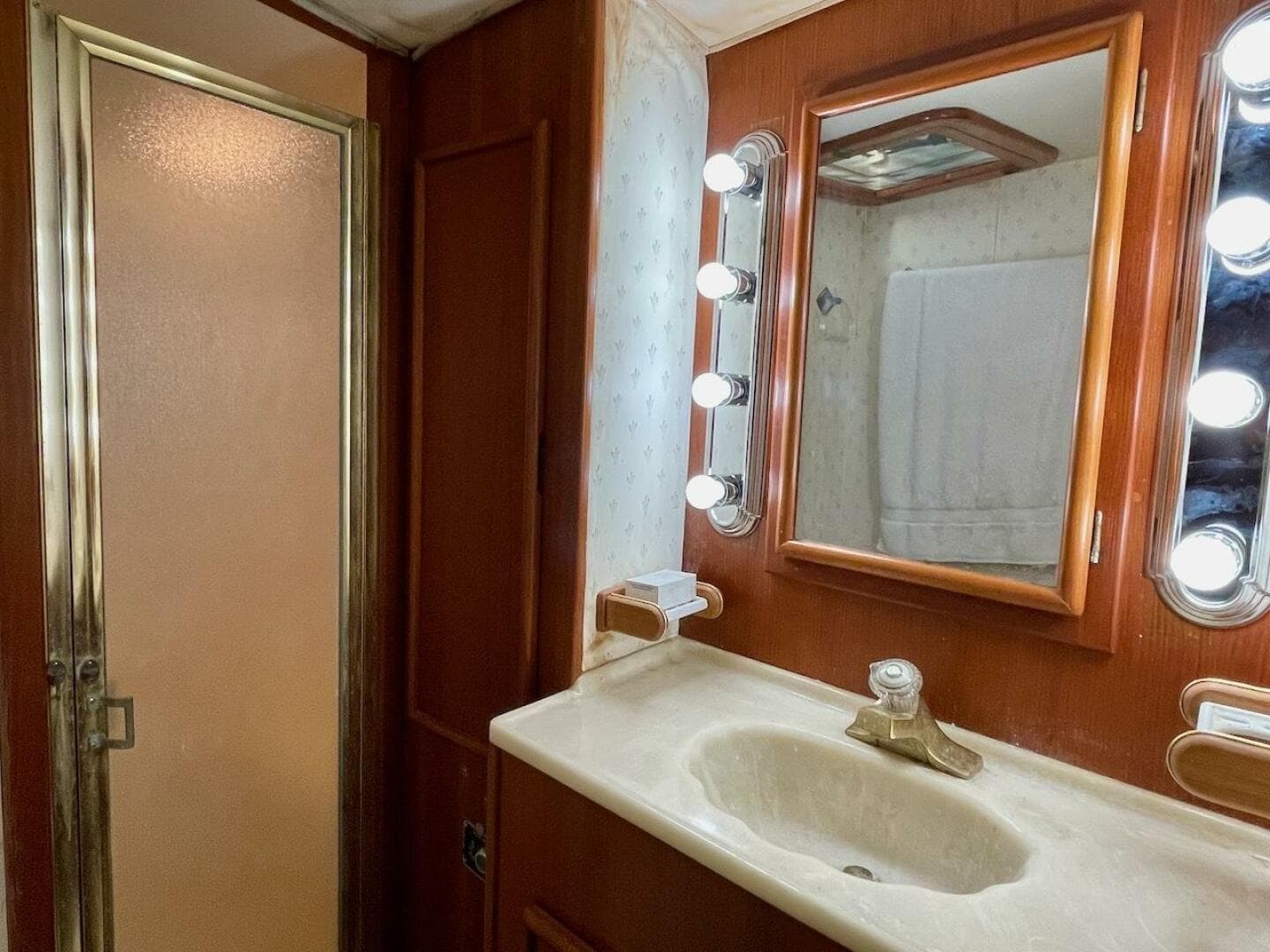 1988 Post 46 — photo 54