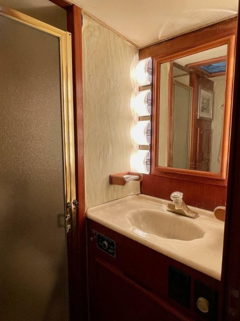 1988 Post 46 — photo 63