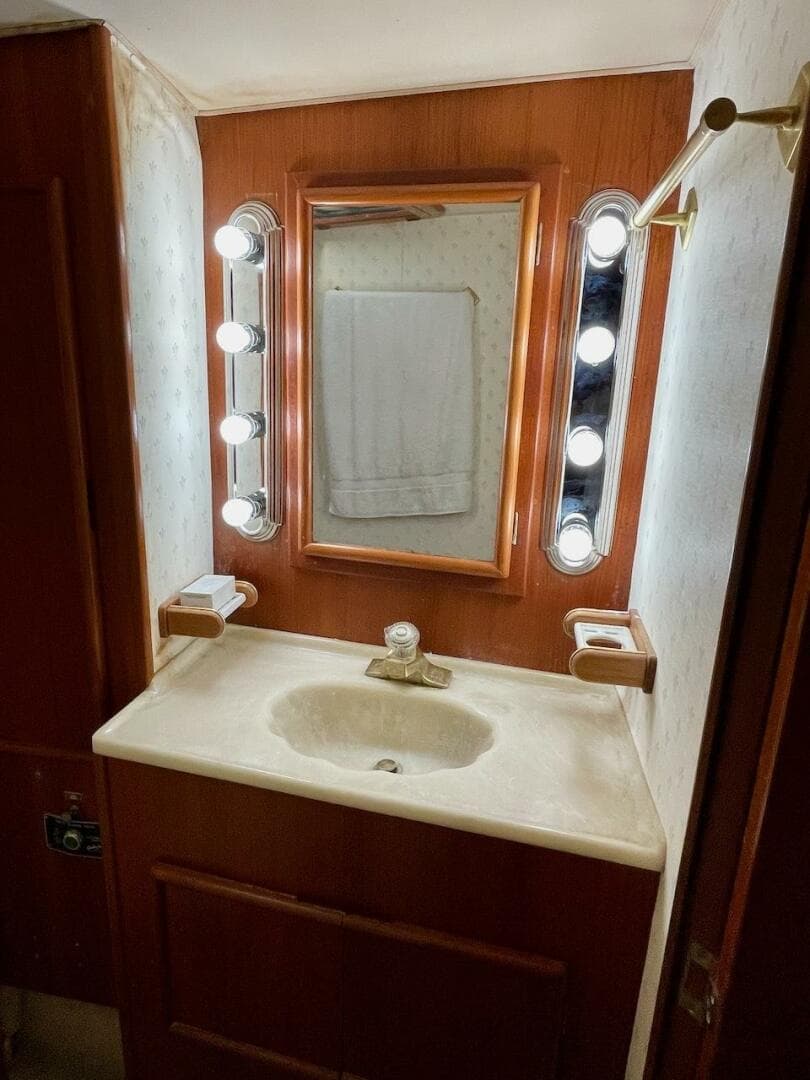 1988 Post 46 — photo 55