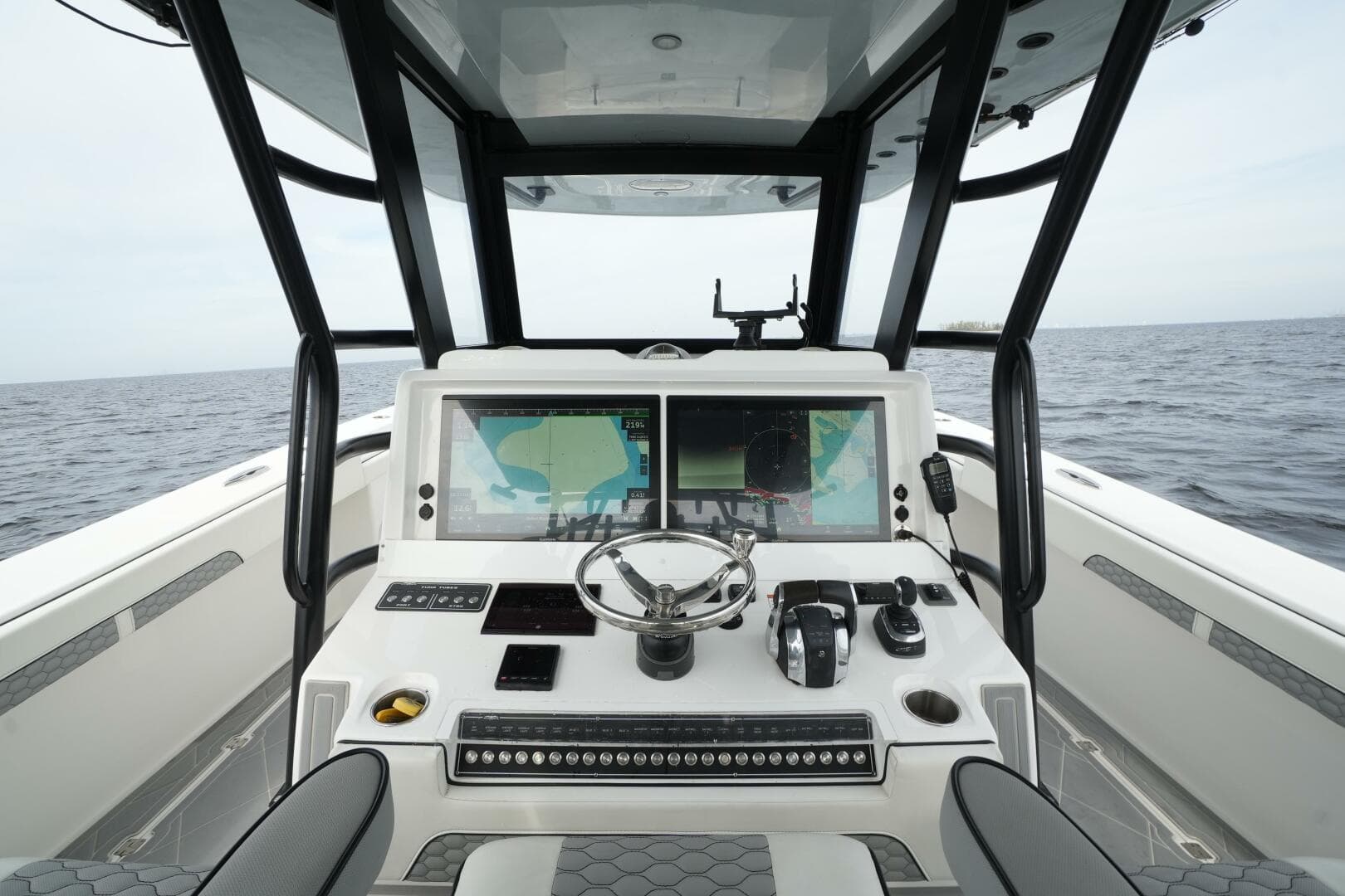 2022 Invincible 46 Catamaran — photo 15