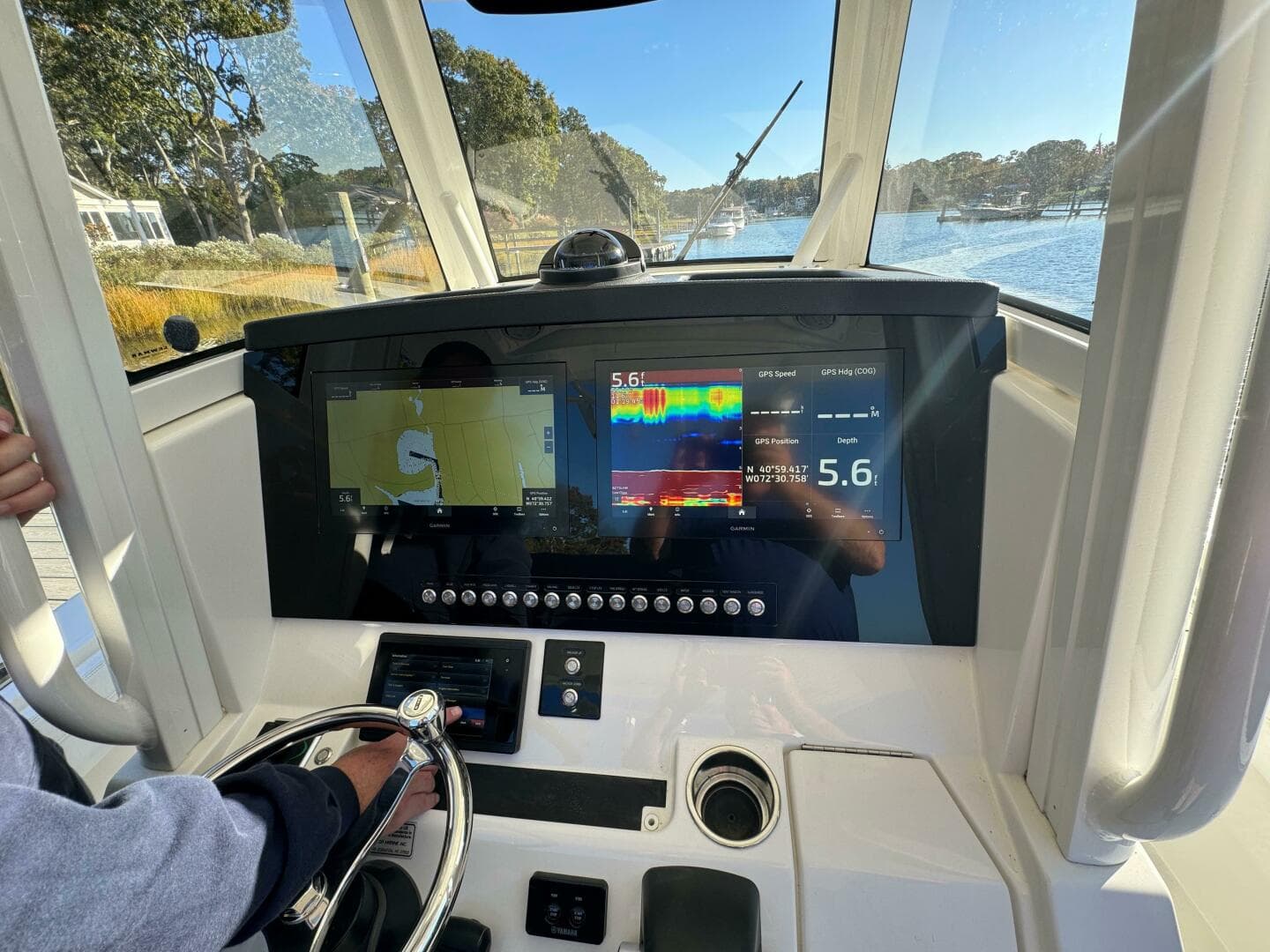 2020 Regulator 31 FS With Mezz — photo 12