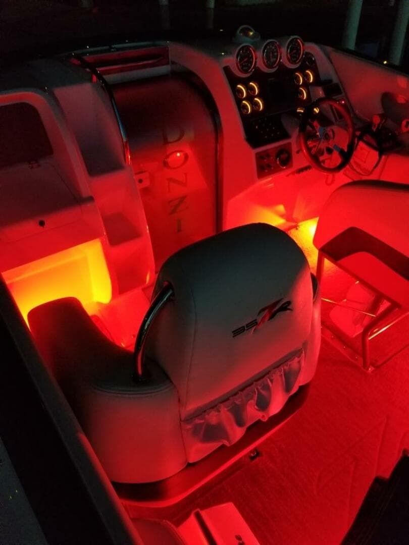 2008 Donzi 35 Zr — photo 58